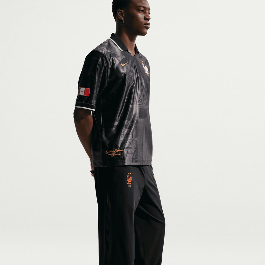 Nike France Men's Energy Dri-Fit Woven Pants Black Model