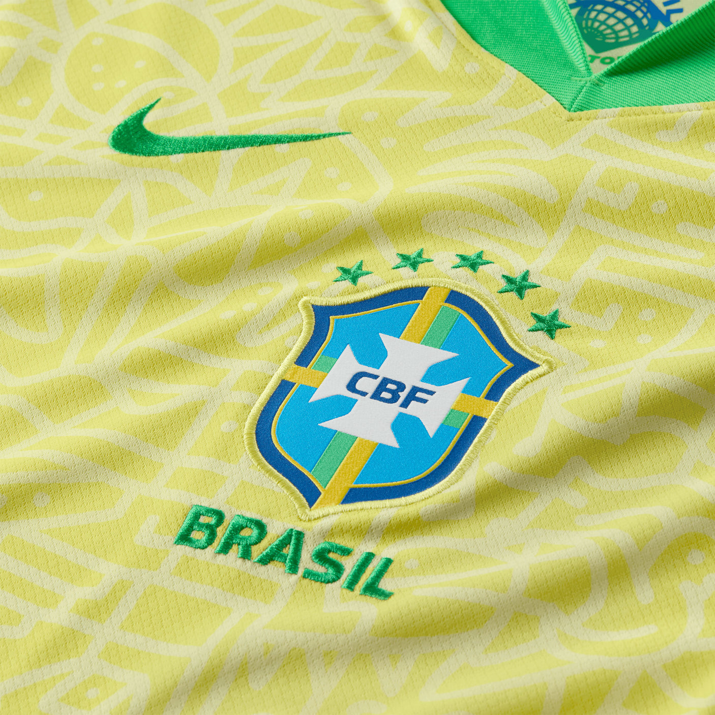 Nike Men's Brazil 2024/25 Home Jersey Yellow/Green Crest