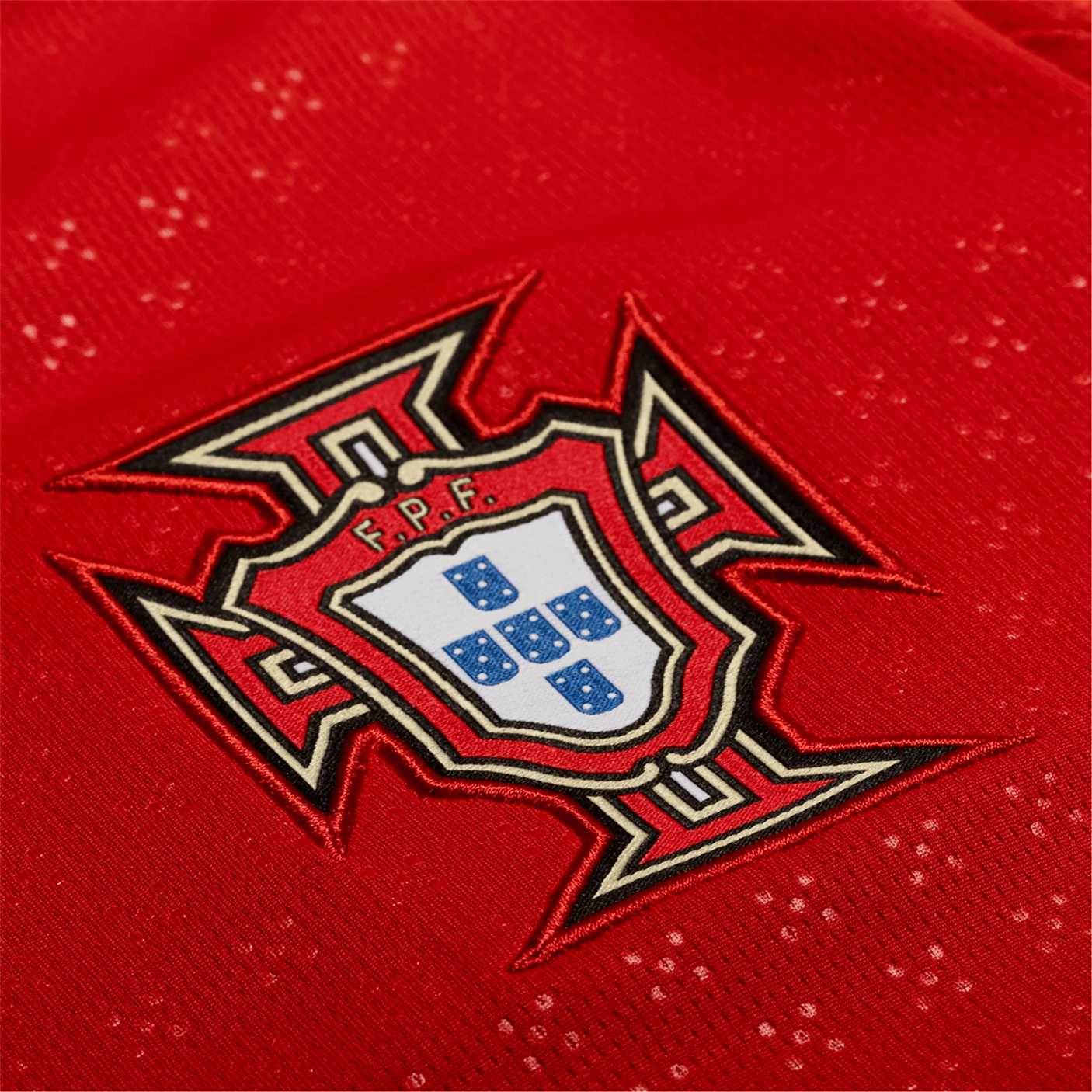 PUMA Men's Portugal 2025/26 Home Jersey Red Crest