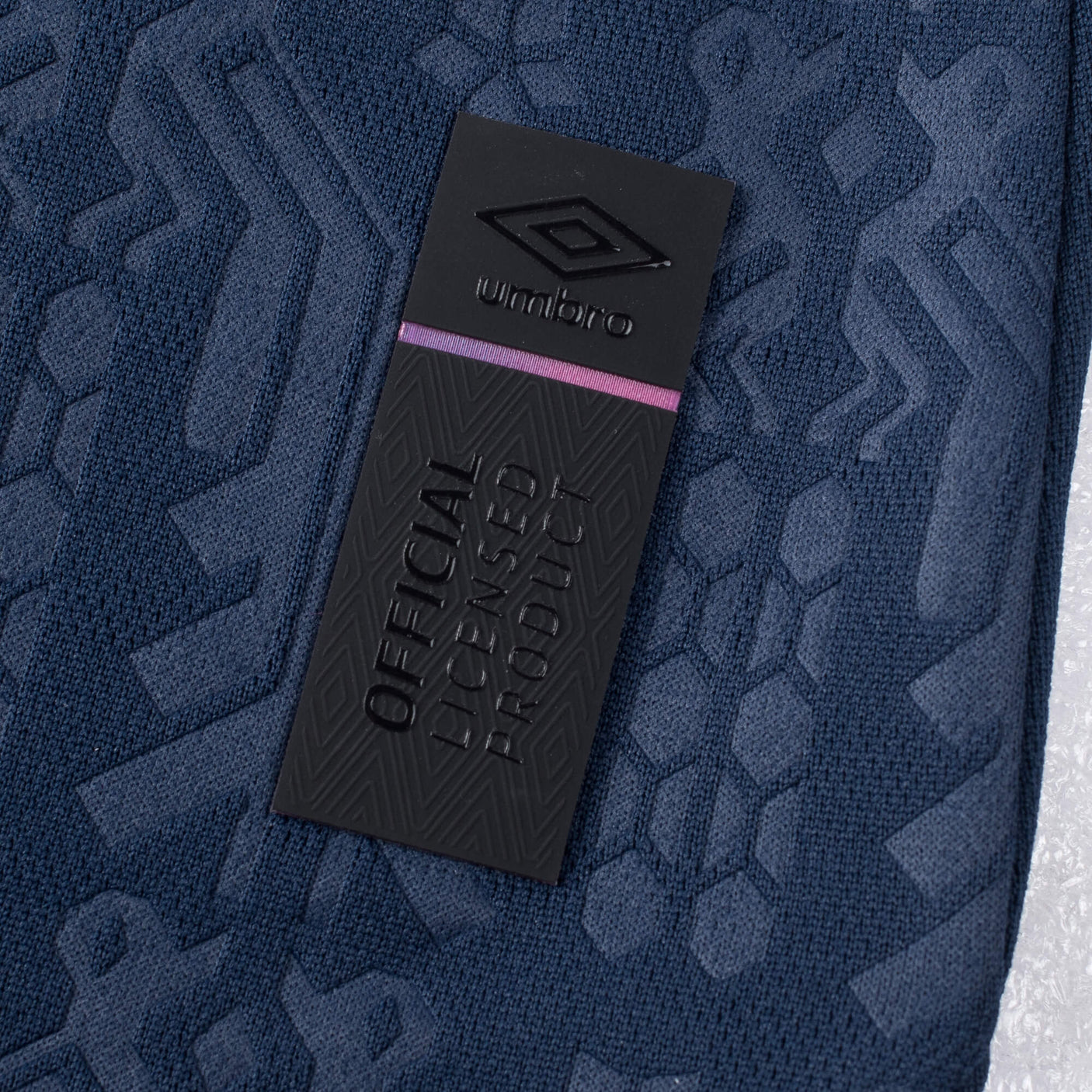 Umbro Men's Guatemala 2025/26 Long Sleeve Away Jersey Blue Badge