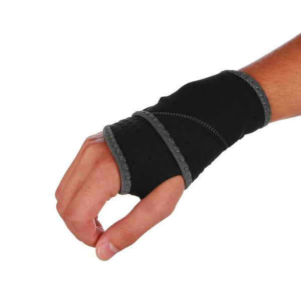 Nike Wrist and Thumb Wrap Black
