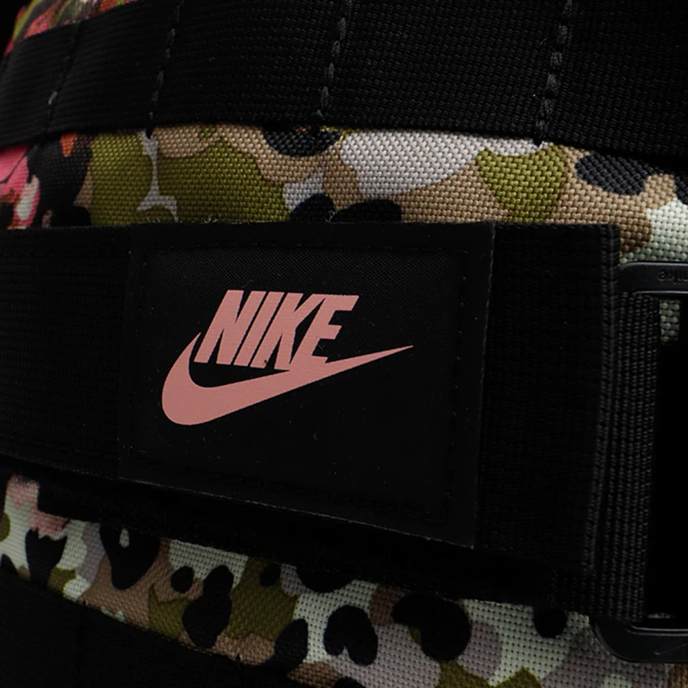 Nike SB RPM Backpack Black/Coral