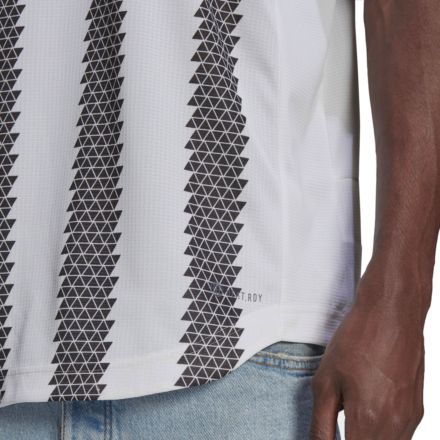 adidas Men's Juventus 2022/23 Authentic Home Jersey White/Black Heat