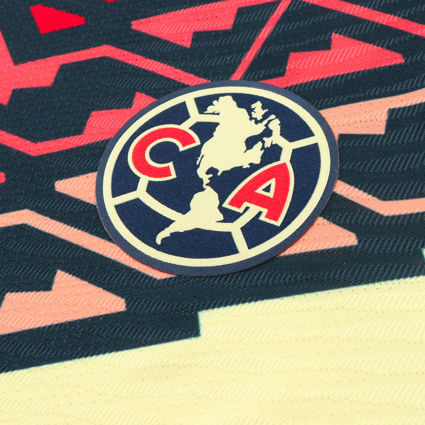 Nike Men's Club America 2021/22 Dri-FIT ADV Home Match Jersey Lemon Chiffon/Armory Navy Crest