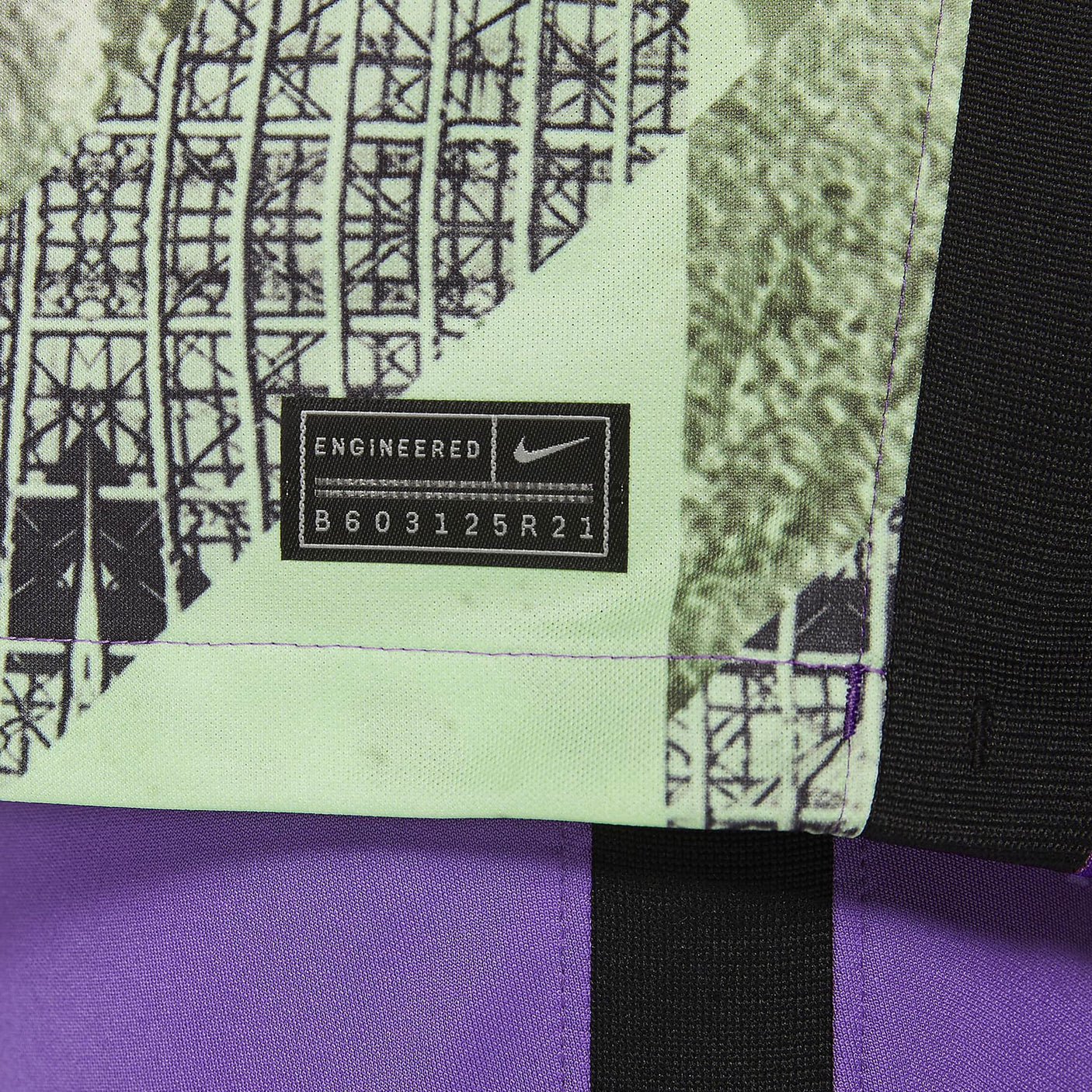 Nike Men's Tottenham 2021/22 Third Jersey Purple/Black Engineered