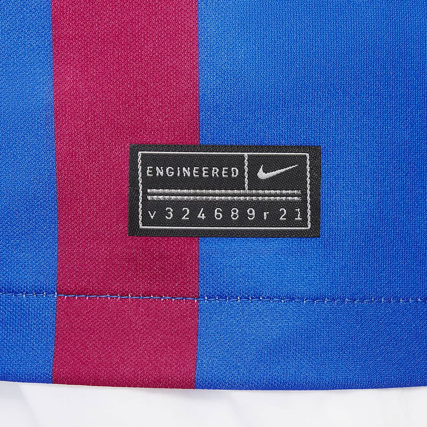 Nike Women's FC Barcelona 2021/22 Home Jersey Soar/Pale Ivory Logo