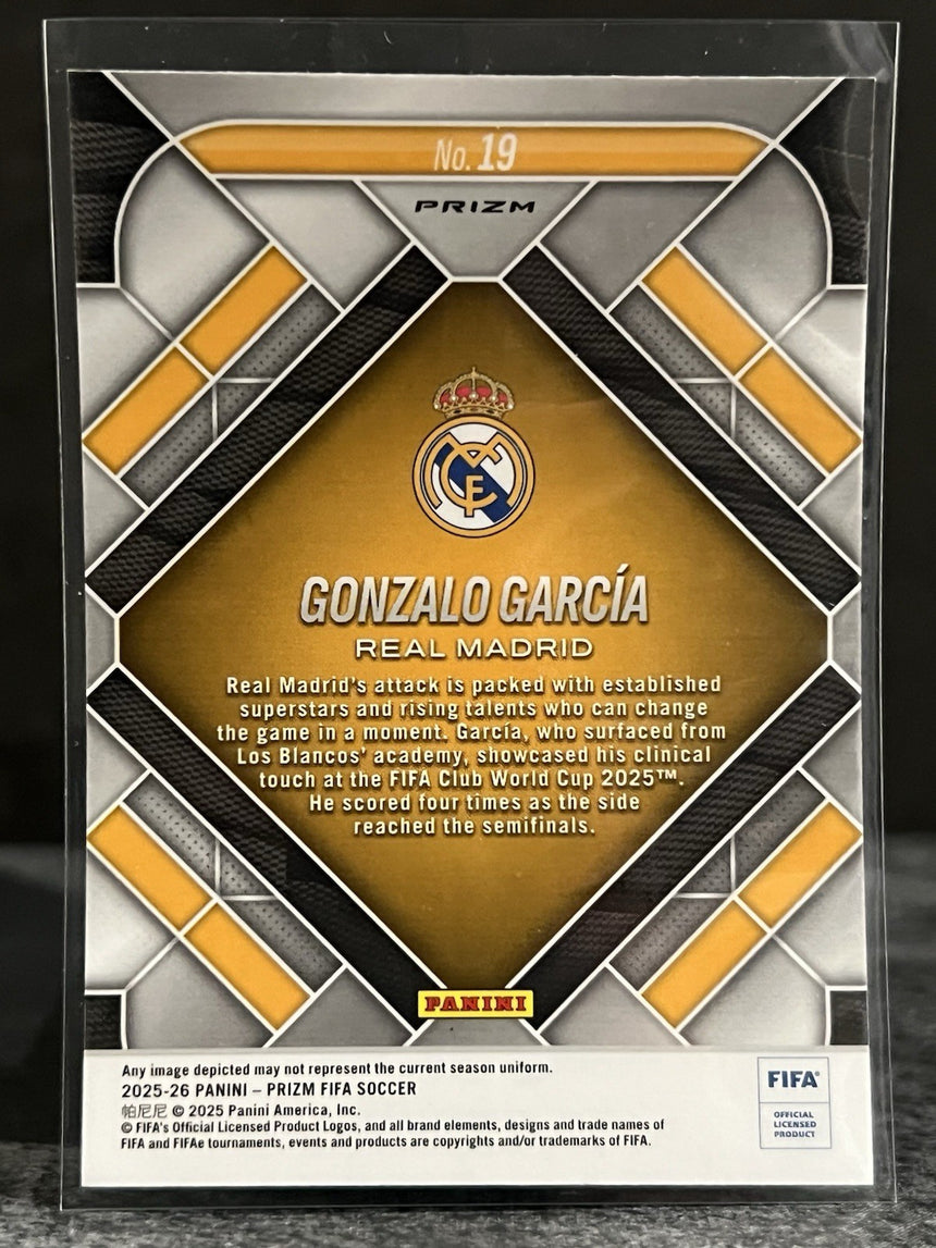 2025-26 Panini Prizm FIFA Gonzalo García EMERGENT Silver Mosaic Real Madrid