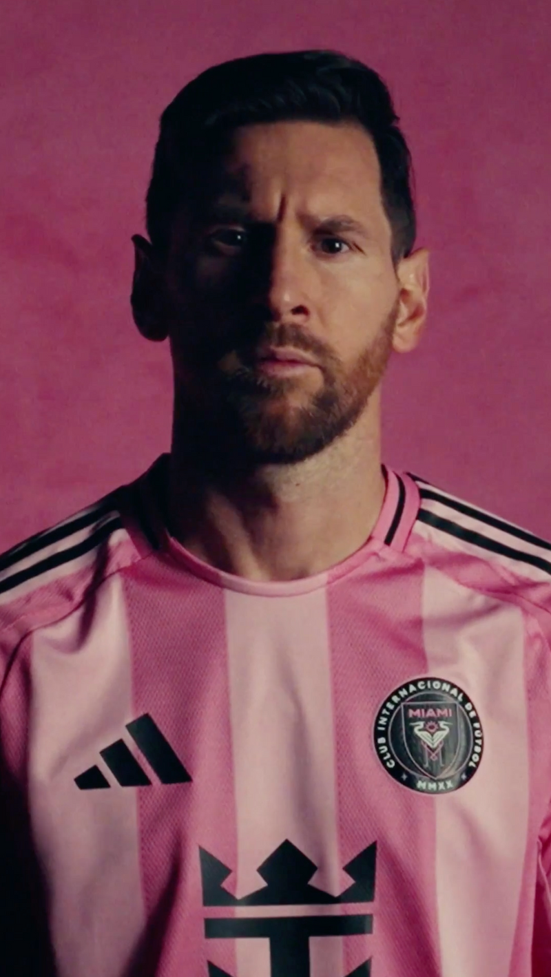Lionel Messi w/ Inter Miami 2025 Kit