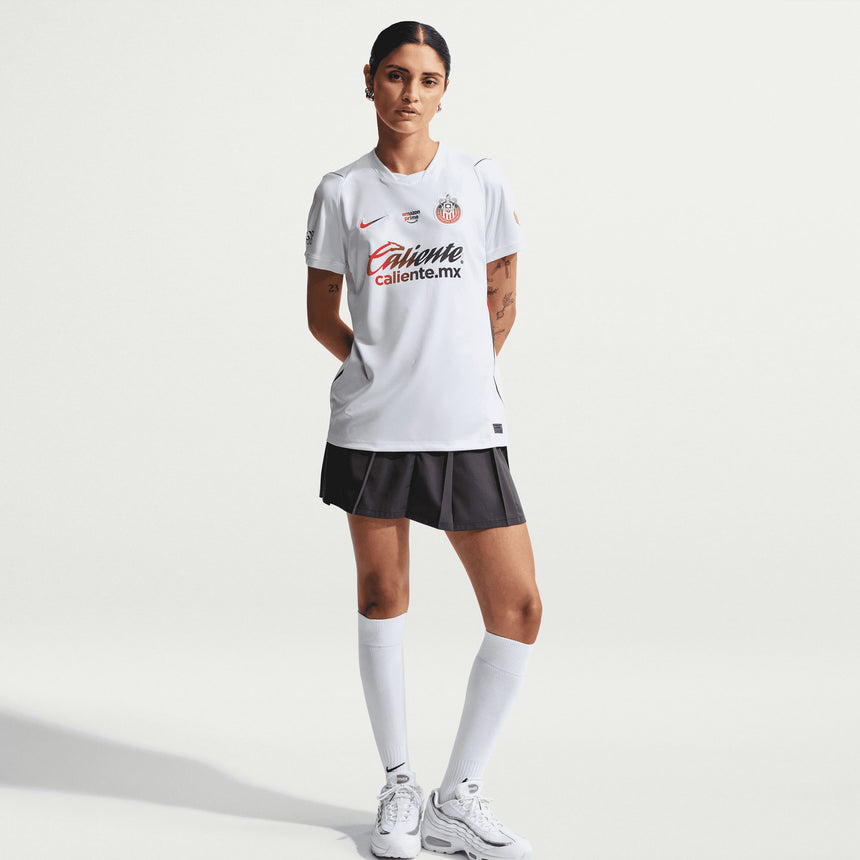 Nike Chivas De Guadalajara Women's Away Stadium 2026/27 Jersey White Model