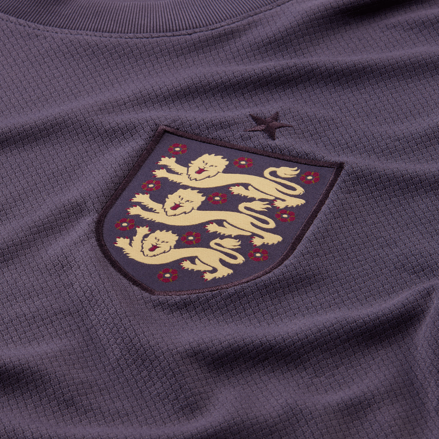 Nike Men's England 2024/25 Away Jersey Purple Crest