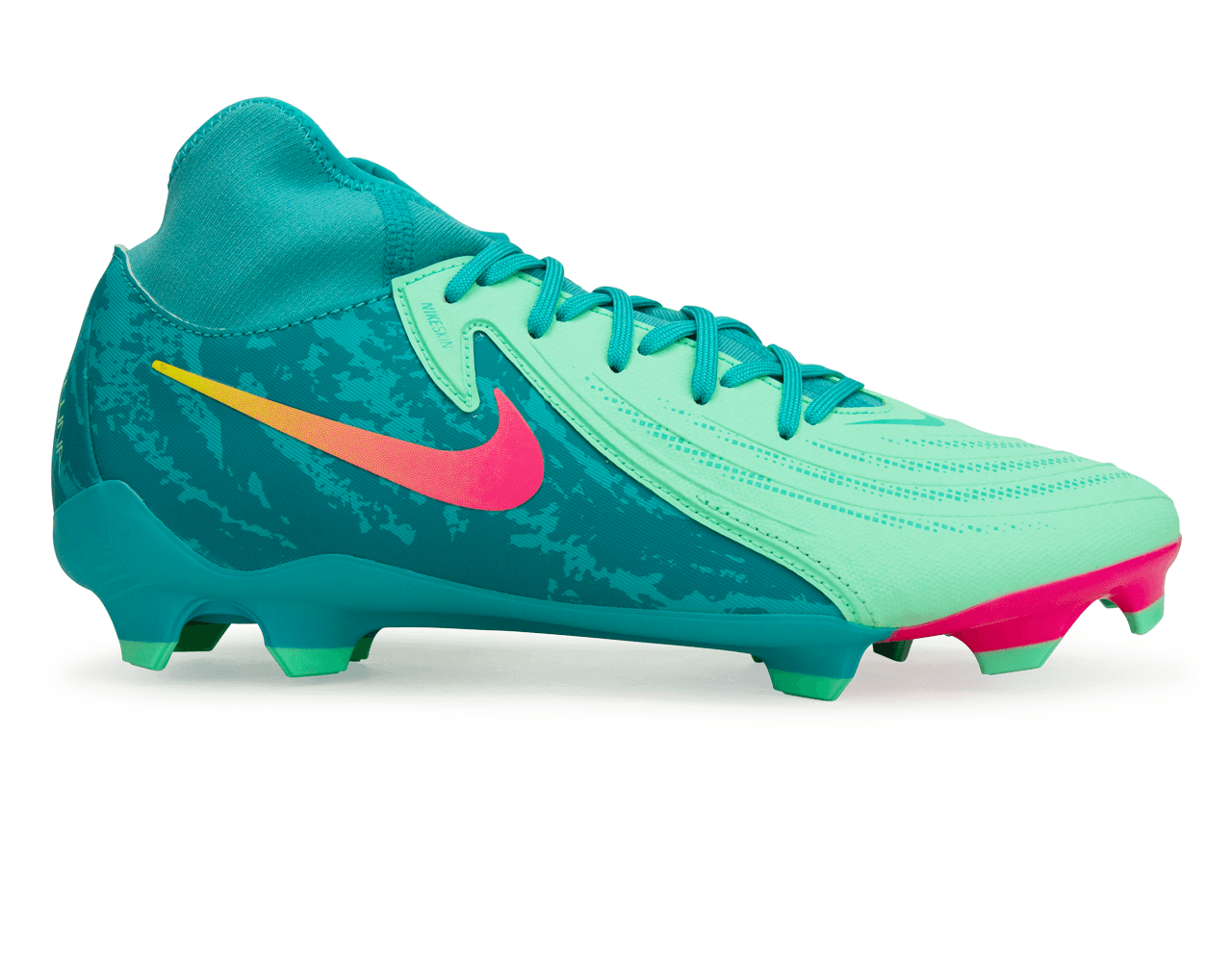 Nike Men s Phantom Luna 2 Academy High Top Soccer Cleats