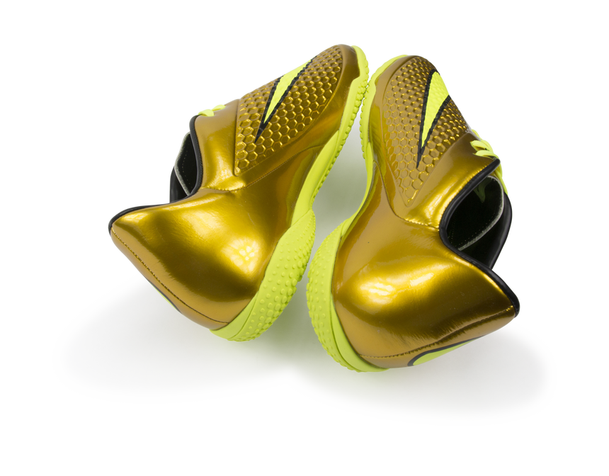 Nike Men's Hypervenom Phelon Indoor Soccer Shoes Metallic Gold/Black/Tour Yellow