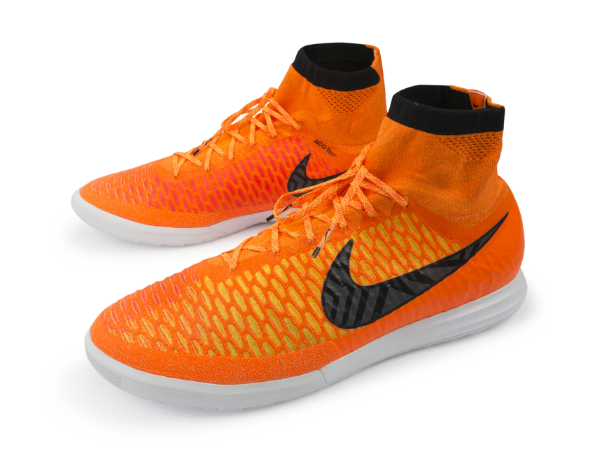 Nike Men's MagistaX Proximo Turf Soccer Shoes Total Orange/Laser Orange/Hyper Punch