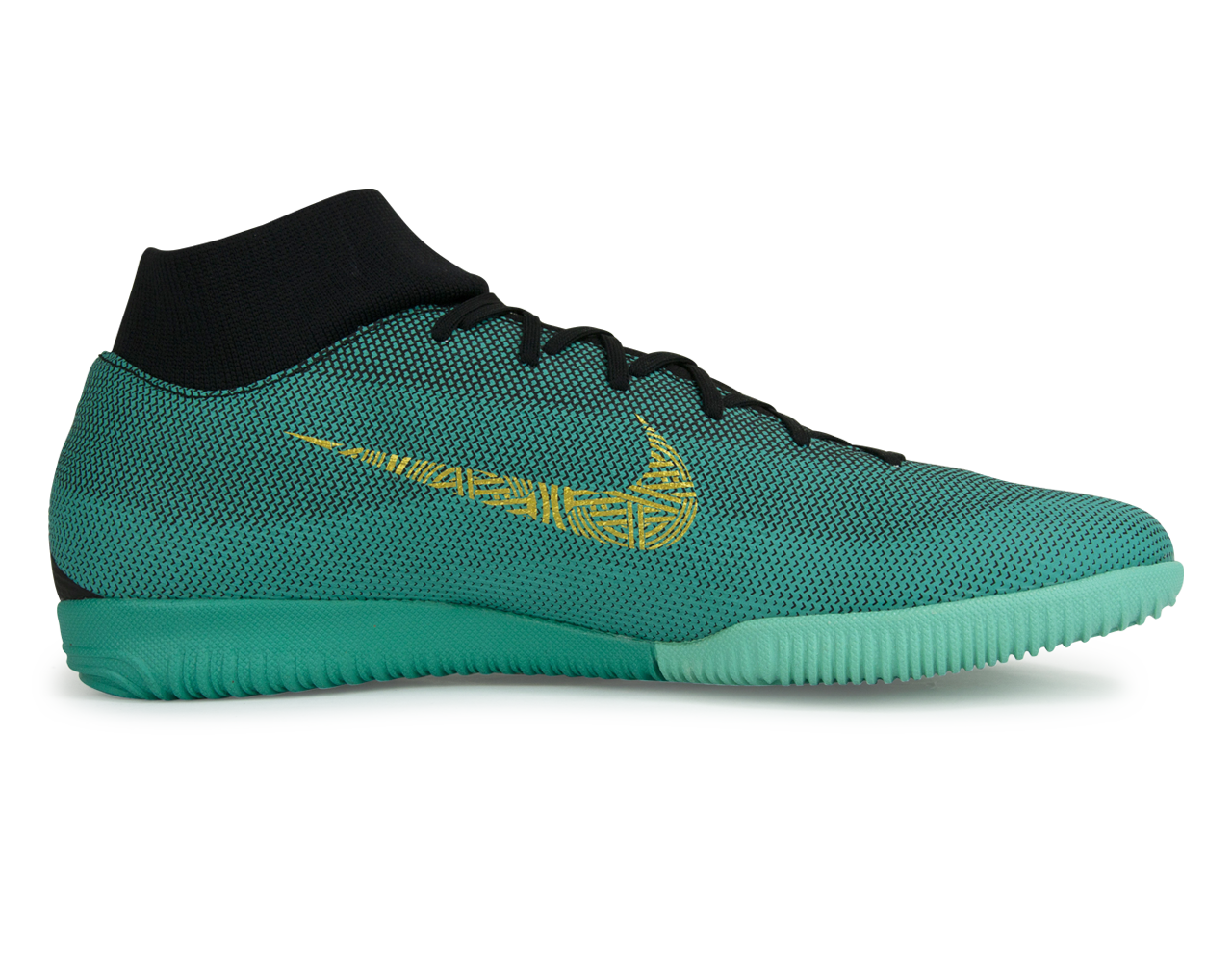 Black cr7 top indoor shoes