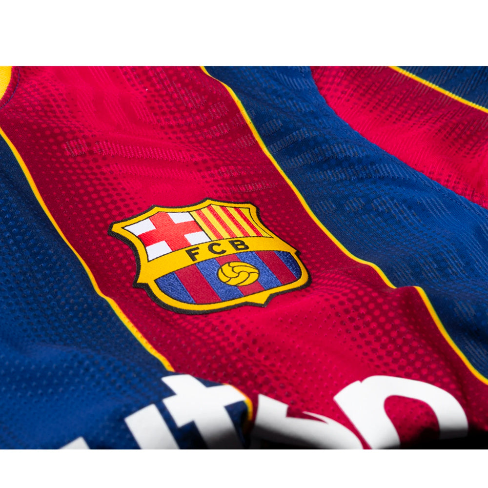Nike Men's FC Barcelona 2020-2021 Vapor Match Home Jersey Detail Crest